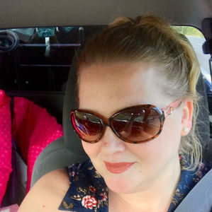 Meet your Posher, Carriejean